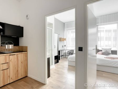 Logement à Paris, Location meublée - Photo 4