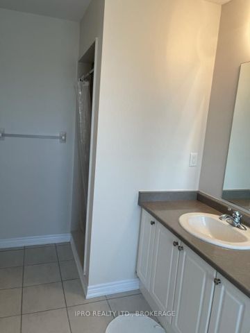 For Lease - 90 Lanark Circle, Brampton, Ontario - Photo 5