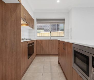 Stunning Brand-New Duplex - Photo 4