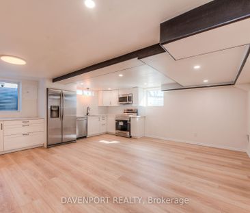 Detached Home For Lease | X8108730 - Photo 1