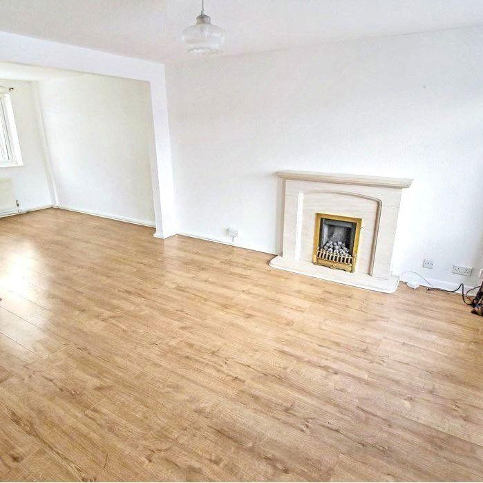 3 bed semi-detached house to rent in NE3 - Photo 1