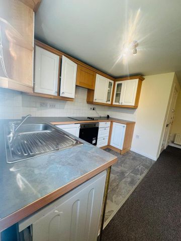 2 bedroom flat to rent - Photo 5