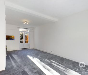 4 bedroom terraced house to rent - Photo 1