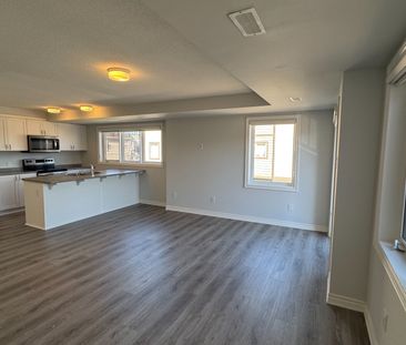 For Lease - 173 Anthracite Private, Barrhaven, Ontario - Photo 5