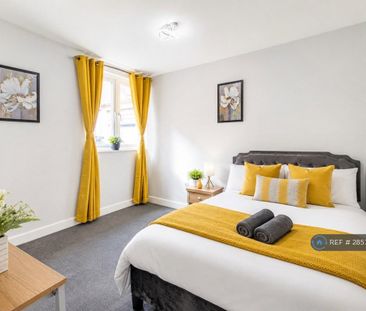 2 bedroom semi-detached house to rent - Photo 2