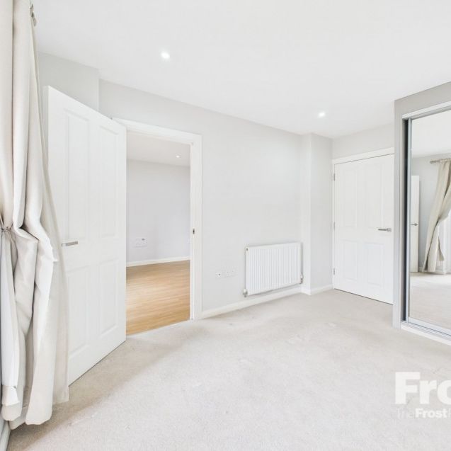 Chalvey Road East, Slough, Berkshire,SL1 - Photo 1