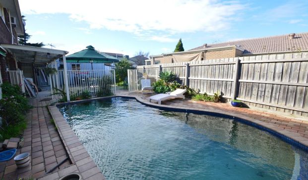 41 Tudawali Crescent, Wheelers Hill - Photo 1