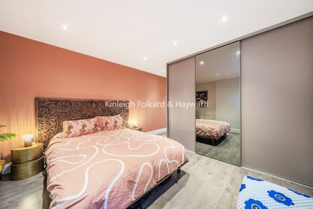 Mundania Road, London, SE22 - Photo 2
