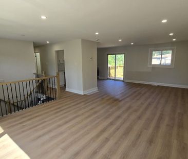 For Lease - 698 Burton Drive, Innisfil, Ontario - Photo 5