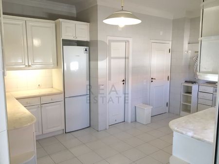 Apartamento T3 em Lisboa - Photo 4