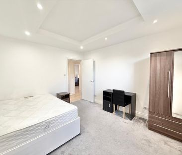 3 bedroom flat to rent - Photo 5