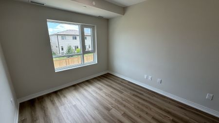 For Lease - 50 Herrick Avenue Unit# 220, St. Catharines, Ontario - Photo 5