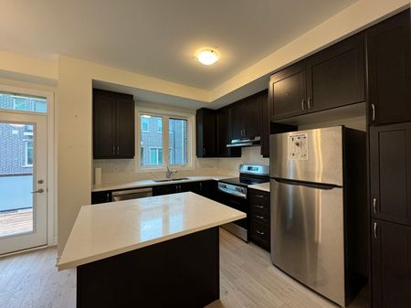 For Lease - 109 Thomas Frisby Jr Crescent, Markham, Ontario - Photo 4