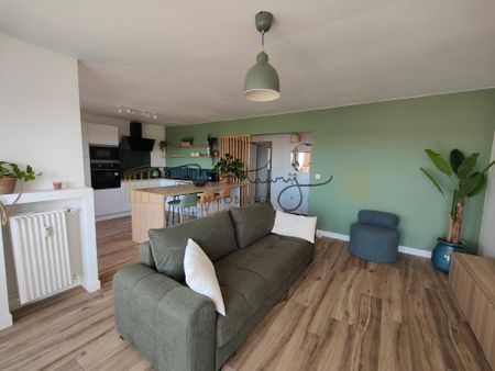 Location Appartement 3 pièces 71m² NIMES 30900 - Photo 2