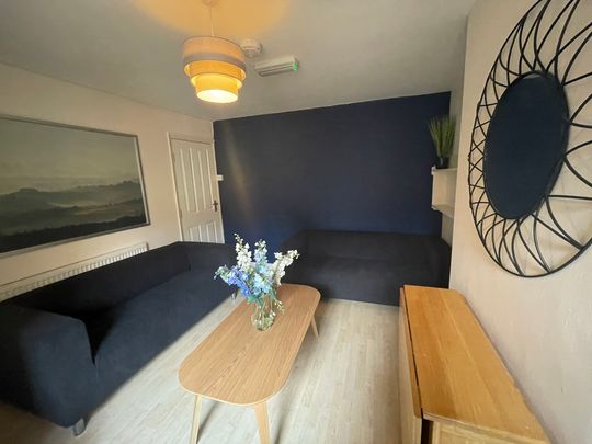 6 Bed Student Accommodation - Photo 1