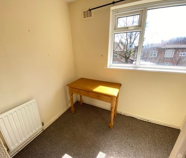 2 Bed Flat, Lovell Court, M8 - Photo 3