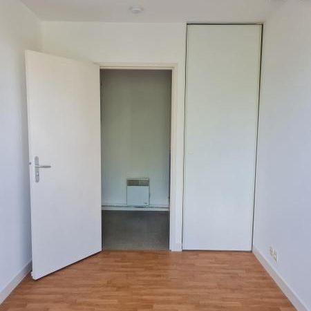 Dans résidence calme, appartement T1 bis avec terrasse - Photo 1