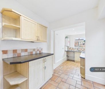 2 bedroom terraced house to rent - Photo 6