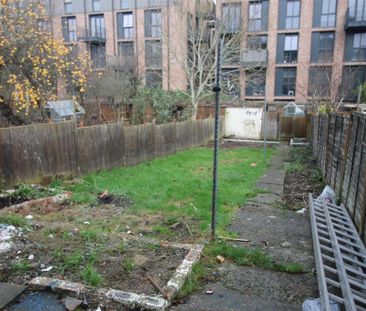 3 bedroom terraced house to rent - Photo 6