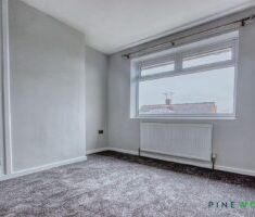 3 BEDROOM House - Semi-Detached - Photo 5