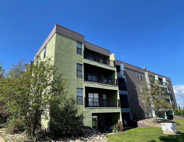 Windsor Place | 115 Spruce Street, Fort McMurray - Photo 1