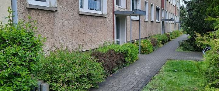 Gemütliche 3-Raum-Wohnung mit Balkon - Photo 1