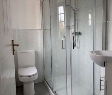 4 bedroom detached house to rent - Photo 6