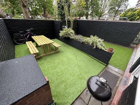 7 Bed Terraced House, Alloa Road, SE8 - Photo 2