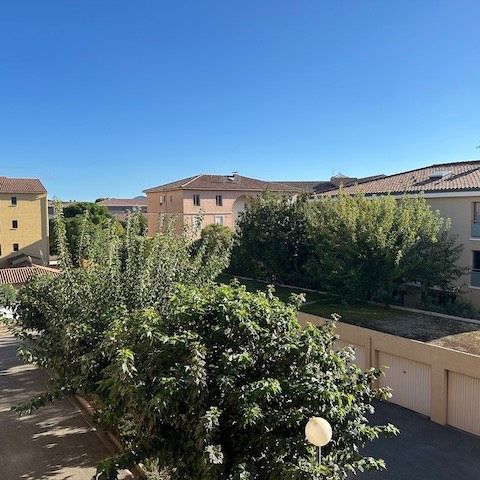 Location Appartement 1 pièce 37m² - Photo 1