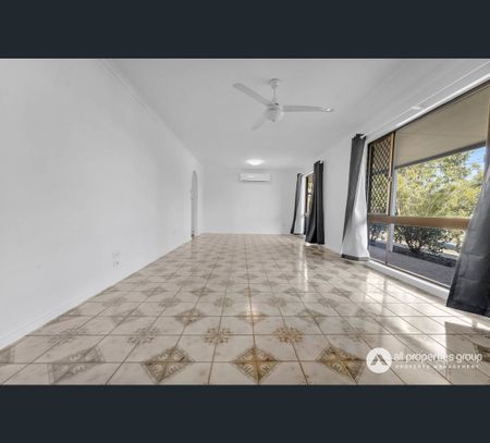 4 Ellington Street, Browns Plains, Qld 4118 - Photo 2