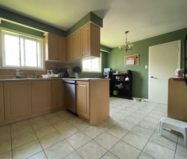 For Lease - 20 Mallaby Road Unit# #C, Toronto, Ontario - Photo 5
