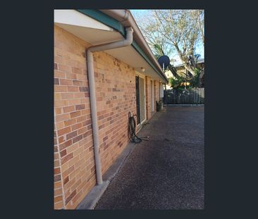 2/8 East Street, Gatton, Qld 4343 - Photo 4