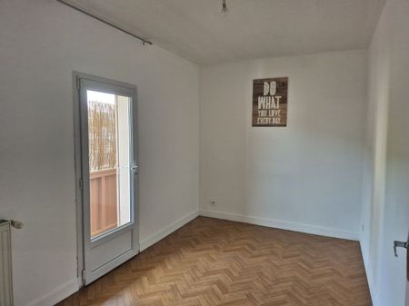 Location Maison 3 pièces 61m² TULLE 19000 - Photo 2