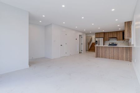 For Lease - 152 Clarence Street Unit# Main, Brampton, Ontario - Photo 4