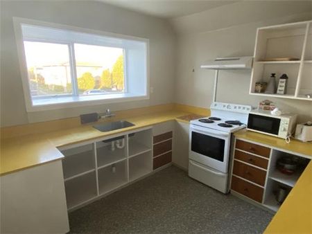 2/17 Stoneyhurst Street, St Albans, Christchurch City - Affordable Two Bedroom Unit with Off Street Parking - Photo 4