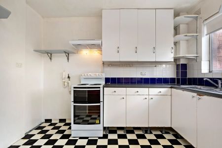 Modern Unit in Parramatta CBD - Photo 3