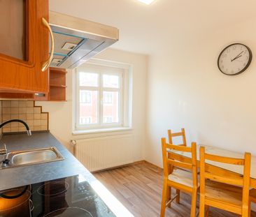Pronájem bytu 1+kk 46 m² - Photo 1