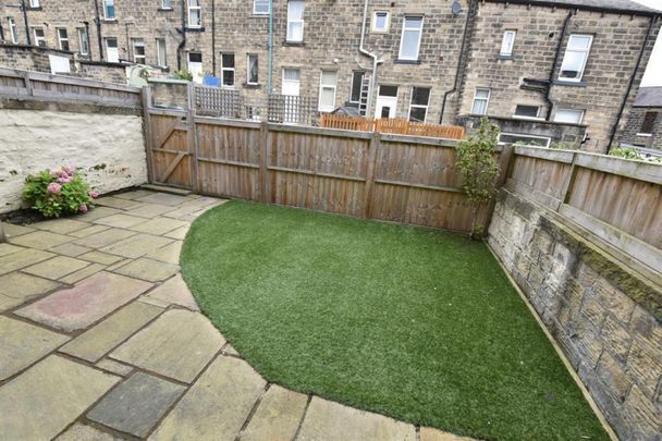 Skipton Road, Silsden, BD20 - Photo 1