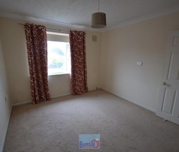 2 bedroom maisonette to rent - Photo 5