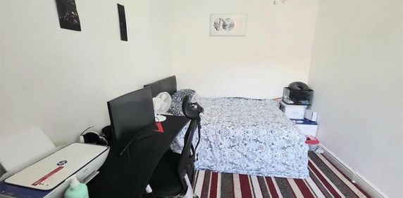 3 bedroom house to rent - Photo 2