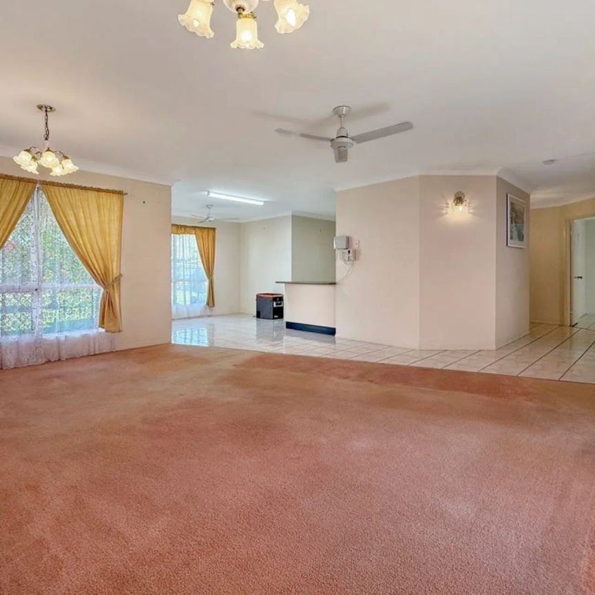 Large Yard & Solar Powered! - Photo 1