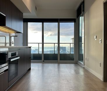 For Lease - 3 Concord Cityplace Way Unit# 5102, Toronto, Ontario - Photo 5