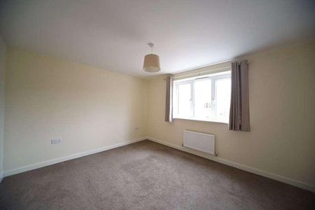 Harrow Drive, Beck Row, Bury St Edmunds, Suffolk, IP28 - Photo 3
