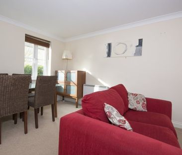 Harvester Court, Carterton - Photo 2