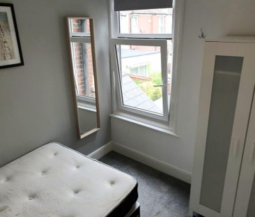 5 bedroom house of multiple occupation to rent - Photo 3