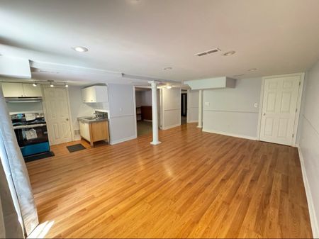 For Lease - 43 Chiswick Crescent Unit# basement, Aurora, Ontario - Photo 3