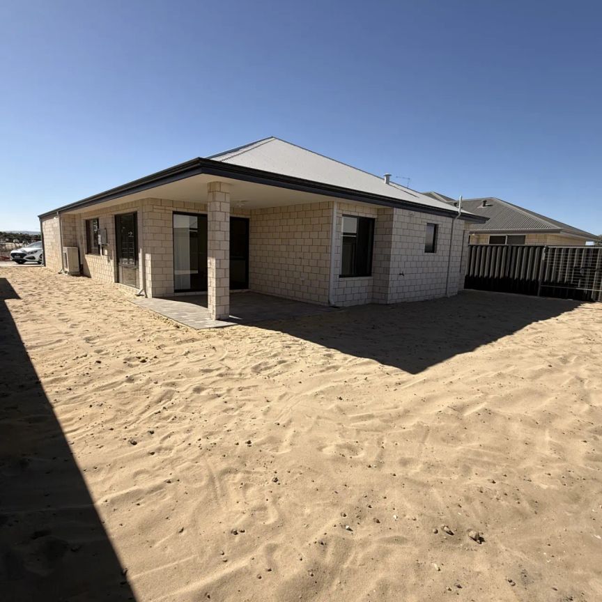 Brand New 4x2 Family Home in Sought-After Ravenswood - Photo 1