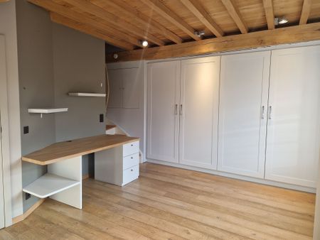 Magnifique maison rénovée avec matériaux de standing - Photo 3