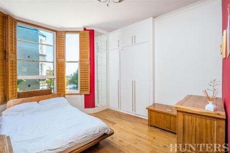 2 bedroom Flat To Let - Photo 3