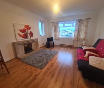 3 bedroom bungalow to rent - Photo 1